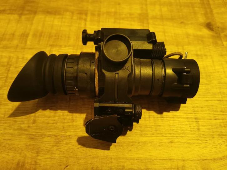 Pvs 14 gen 2+ MOET WEG, Verzamelen, Militaria | Algemeen, Landmacht, Overige typen, Nederland, Ophalen of Verzenden