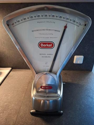 Vintage Berkel Weegschaal beschikbaar voor biedingen