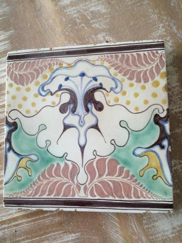 Oude tegel Jugendstil antiek tegeltje wandtegel oud beschikbaar voor biedingen