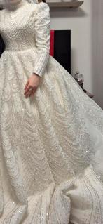 Wedding dress, Kleding | Dames, Trouwkleding en Trouwaccessoires, Ophalen of Verzenden, Zo goed als nieuw, Accessoires