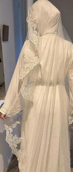 Sluier, Kleding | Dames, Trouwkleding en Trouwaccessoires, Ophalen of Verzenden, Zo goed als nieuw, Wit, Accessoires
