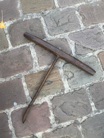 Oude Klompenmaker Boor beschikbaar voor biedingen