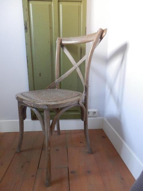 Landelijke set eetkamerstoelen i.z.g.s., 4 stuks, Huis en Inrichting, Stoelen, Gebruikt, Vier, Hout, Ophalen