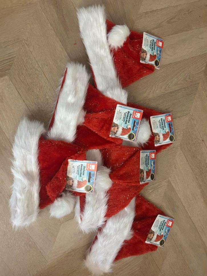 6 Nieuwe Kerstmutsen - Perfect voor de feestdagen!, Diversen, Kerst, Nieuw, Ophalen of Verzenden