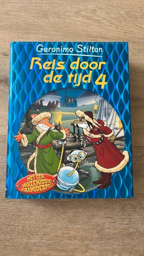 Geronimo Stilton - 4, Boeken, Kinderboeken | Jeugd | onder 10 jaar, Zo goed als nieuw, Ophalen of Verzenden