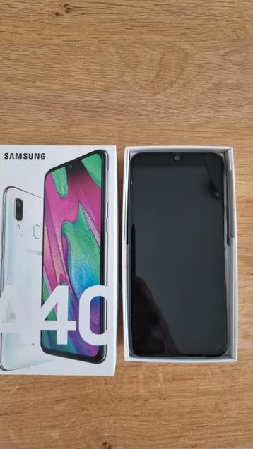 Samsung A40 64G beschikbaar voor biedingen