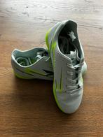 Zaalvoetbal schoenen, Ophalen of Verzenden, Gebruikt, Schoenen