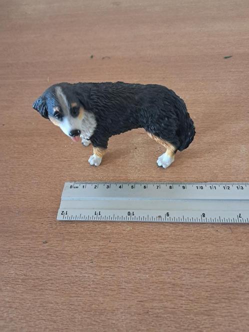 honden beeld border collie zeer mooi stenen beeld 7,50, Verzamelen, Beelden en Beeldjes, Zo goed als nieuw, Dier, Ophalen of Verzenden