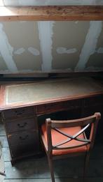 Oud bureau met stoeltje, Ophalen