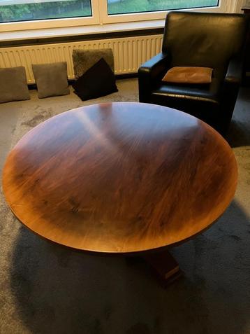 Mooie Ronde (mahonie) Houten Salontafel beschikbaar voor biedingen