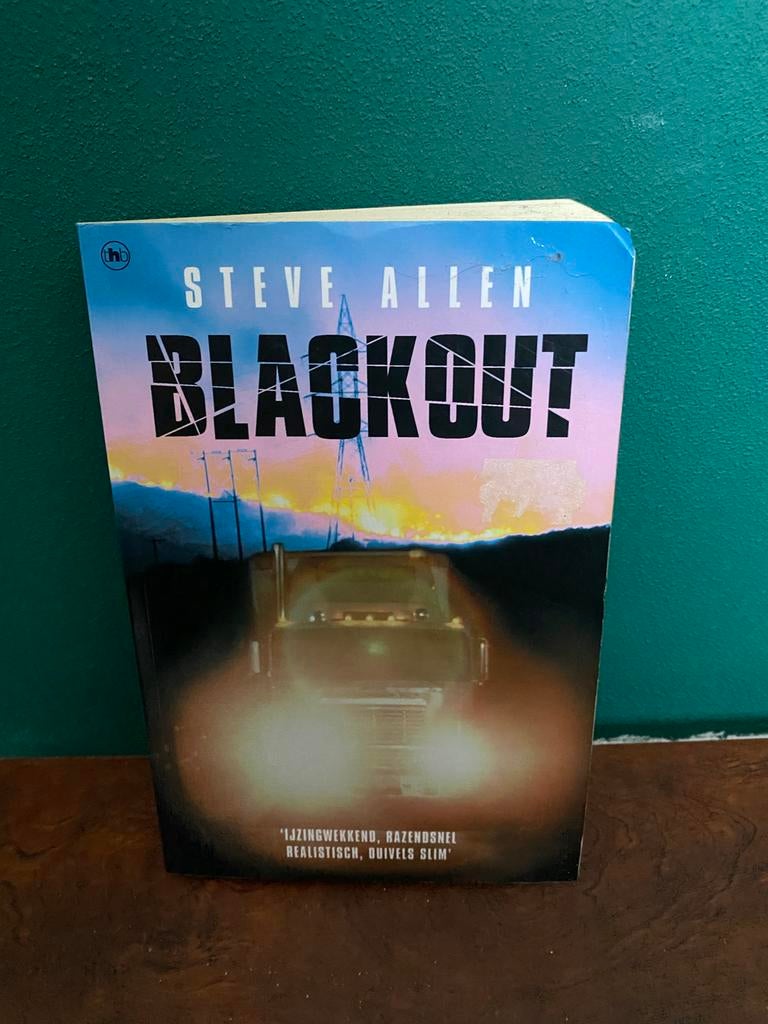 Blackout - Steve Allen Thriller, Boeken, Ophalen of Verzenden, Zo goed als nieuw, Nederland