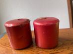 2 Kaarsen Kleur: Metallic Rood 'Jaren 80' Nieuw, Overige materialen, Nieuw, Ophalen of Verzenden, Minder dan 25 cm