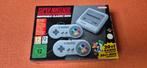 SNES mini ongebruikt, Spelcomputers en Games, Spelcomputers | Nintendo Super NES, Ophalen of Verzenden, Nieuw, Met 2 controllers