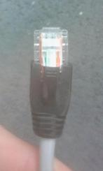 Cat6 RJ45 1.3m Ethernet kabel, Computers en Software, Pc- en Netwerkkabels, Ophalen of Verzenden, Zo goed als nieuw