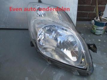 rechter koplamp yaris beschikbaar voor biedingen