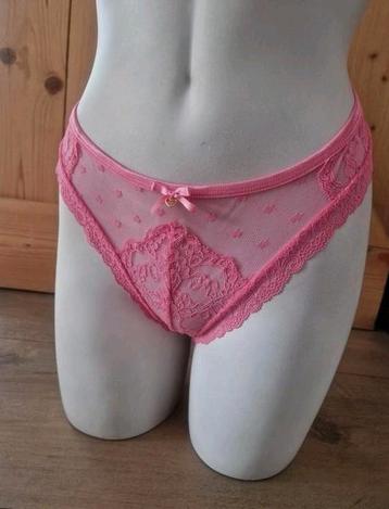 String xl beschikbaar voor biedingen