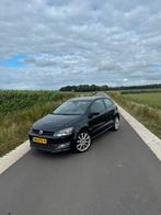 Volkswagen Polo 1.4 16V FSI 63KW 2010 Zwart, Auto's, Volkswagen, Voorwielaandrijving, 970 kg, 4 cilinders, Leder en Stof