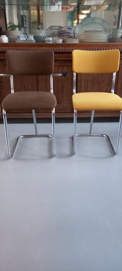 2 Gispen design stoelen buisframe model 207 1934-1966, Huis en Inrichting, Stoelen, Gebruikt, Twee, Metaal, Stof, Bruin, Ophalen