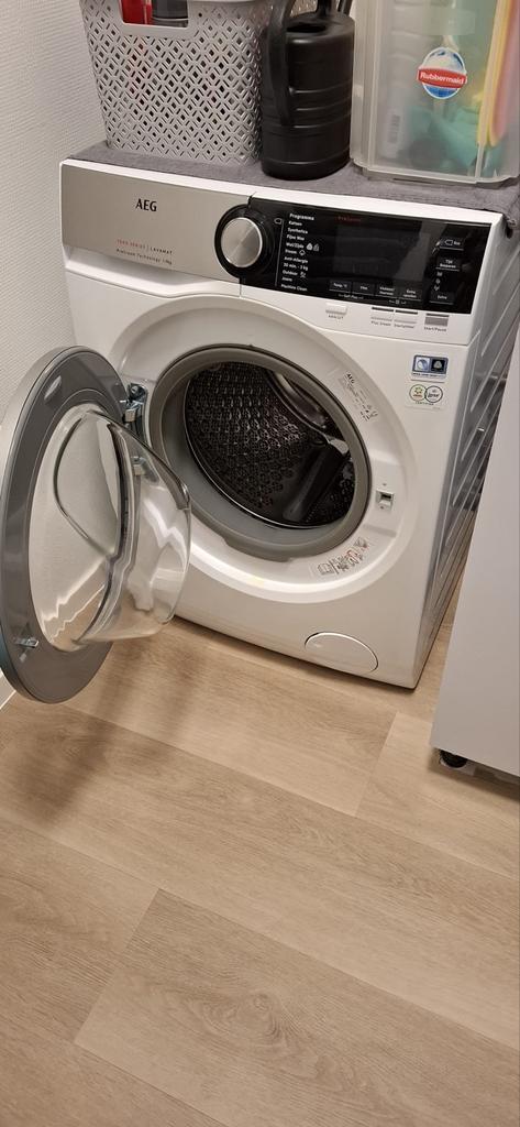 AEG 7000 Serie Wasmachine - 1-9 kg, Witgoed en Apparatuur, Wasmachines, Gebruikt, Voorlader, 8 tot 10 kg, 85 tot 90 cm, 1200 tot 1600 toeren