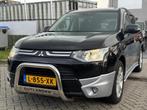 Mitsubishi Outlander 2.2 DI-D Intense+ 4WD 7 Pers Clima Came, Auto's, Mitsubishi, Euro 5, 7 stoelen, Zwart, Bedrijf