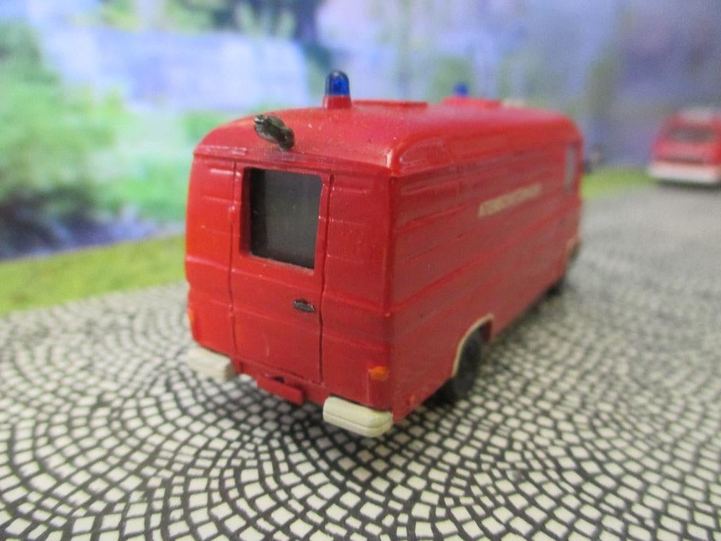 Mercedes Benz T2 408 409 410 508 608 Düsseldorfer Brandweer, Ophalen of Verzenden, Gebruikt, Bus of Vrachtwagen, Rietze