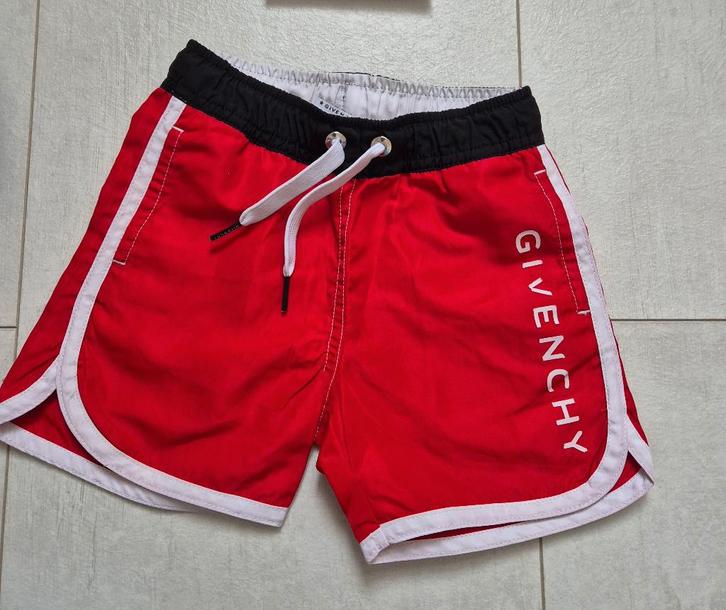 Givency zwembroekje | Maat 80 cm, Kinderen en Baby's, Babykleding | Baby-zwemkleding, Gebruikt, Zwem-accessoire, Maat 80, Jongetje of Meisje