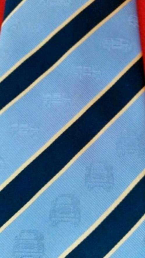 Diverse mooie merk stropdassen.Bijna allemaal van 100% zijde, Kleding | Heren, Stropdassen, Zo goed als nieuw, Ophalen of Verzenden