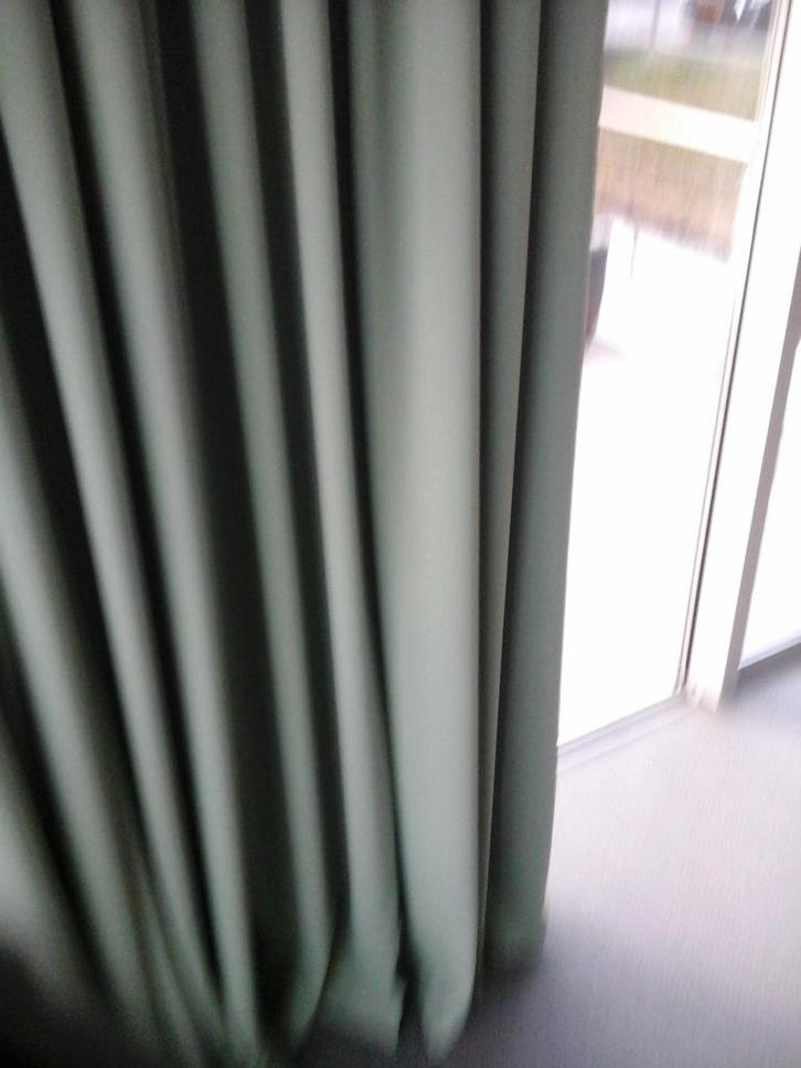 Nieuwe gordijnen/verduisterend/3.50 m breed, Huis en Inrichting, Stoffering | Gordijnen en Lamellen, Nieuw, 200 cm of meer, 200 cm of meer