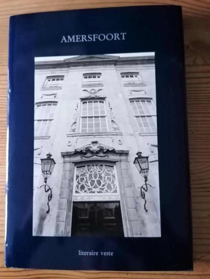 Amersfoort, Literaire Veste (1995). Bloemlezing poëzie/proza, Boeken, Gedichten en Poëzie, Gelezen, Meerdere auteurs, Ophalen of Verzenden