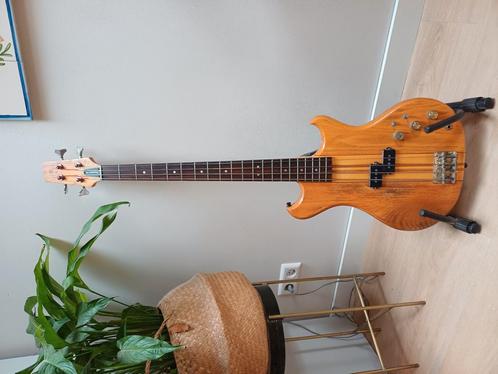 Westone Thunder 1-A vintage matsumoku, Muziek en Instrumenten, Snaarinstrumenten | Gitaren | Bas, Gebruikt, Ophalen of Verzenden
