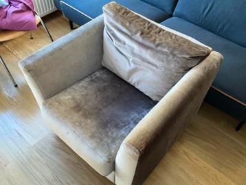 Kubus Fauteuil - Stijlvol en Comfortabel beschikbaar voor biedingen