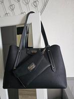 Guess eco brenton girlfriend satchel zwart, Zo goed als nieuw, Verzenden