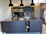 Showroom keuken NEXT125  uitgevoerd met pocketsysteem next12, Huis en Inrichting, Keuken | Complete keukens, Ophalen, Overige kleuren
