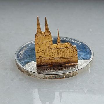 Zilveren munten cologne cathedral beschikbaar voor biedingen