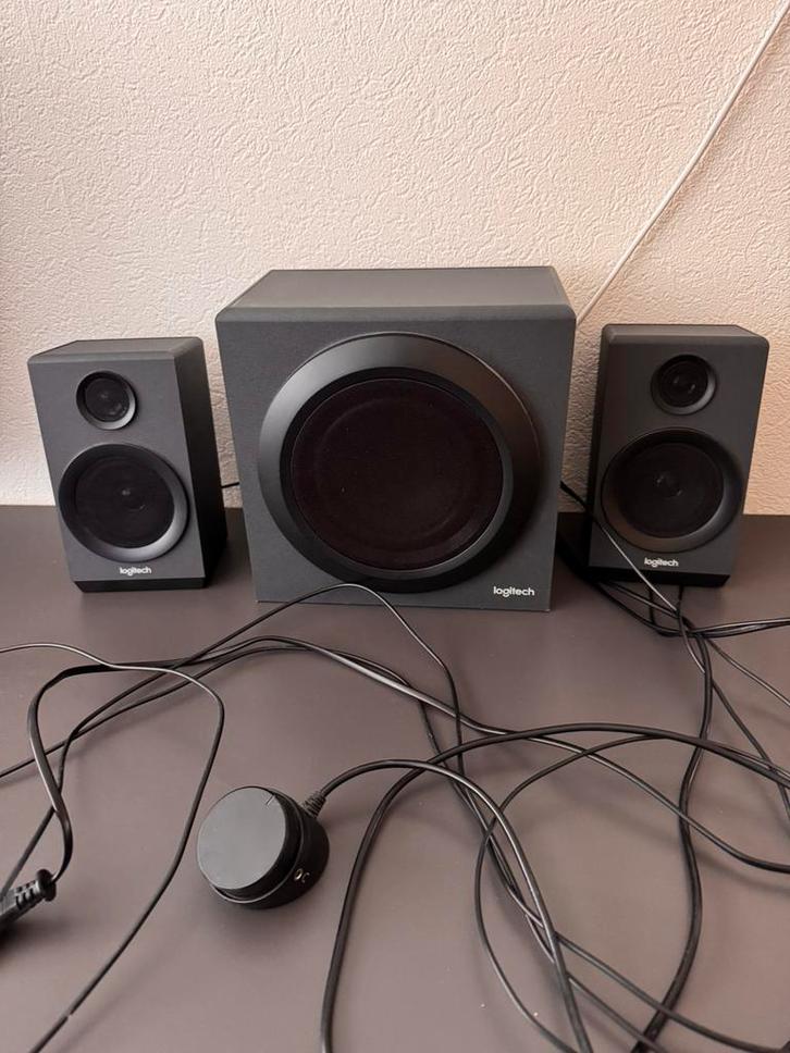 Logitech multimedia Z333, Computers en Software, Pc speakers, Zo goed als nieuw, Ophalen