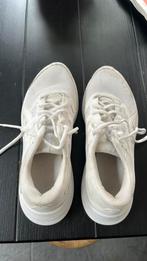 Asics zaalhockey schoenen, Sport en Fitness, Hockey, Ophalen of Verzenden, Zo goed als nieuw, Schoenen