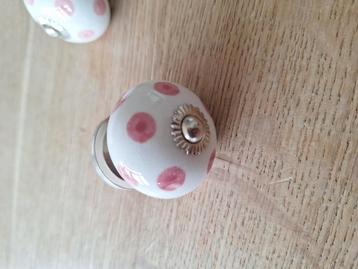 Porseleinen meubelknop 40 mm wit/roze 2 stuks beschikbaar voor biedingen