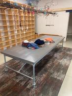 Tafel hout en ijzeren buizen, Huis en Inrichting, Tafels | Salontafels, Ophalen, 50 tot 100 cm, Zo goed als nieuw, Minder dan 50 cm