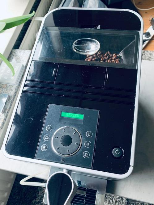 Nieuwstaat Jura Ena 9 micro OTC + een grote onderhoudsbeurt, Witgoed en Apparatuur, Koffiezetapparaten, Zo goed als nieuw, Gemalen koffie