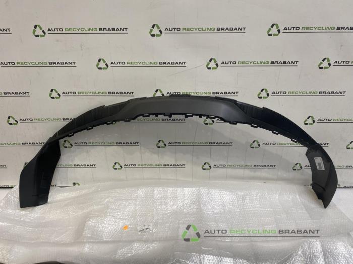 Spoiler voorbumper van een Porsche Taycan, Auto-onderdelen, Carrosserie en Plaatwerk, Gebruikt, 3 maanden garantie, Ophalen of Verzenden