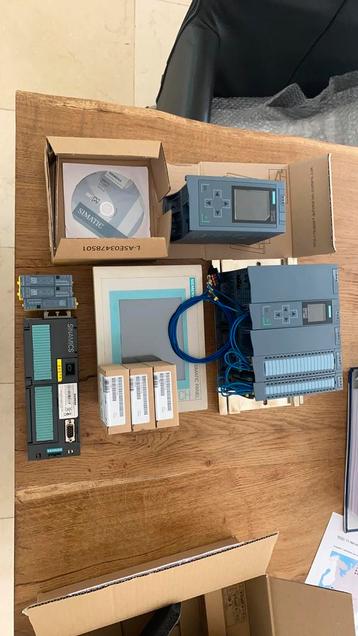 Gezocht!! Siemens plc, regelaars en schermen.  beschikbaar voor biedingen