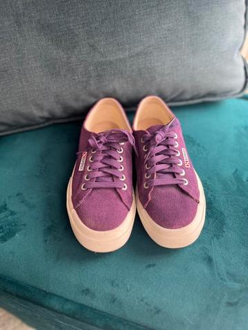 SUPERGA suède 39 paars/magenta beschikbaar voor biedingen