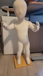 Kinderpaspop / Mannequin op Houten Voet, Hobby en Vrije tijd, Naaien en Fournituren, Ophalen of Verzenden, Zo goed als nieuw
