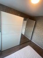Kledingkast met spiegels wit, Huis en Inrichting, Slaapkamer | Complete slaapkamers, Ophalen, Zo goed als nieuw