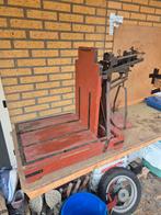 Bascule 1955 rood, Antiek en Kunst, Antiek | Gereedschap en Instrumenten, Ophalen
