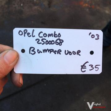 Opel Combo 2003 Wagennr 2500068   Voorbumper beschikbaar voor biedingen