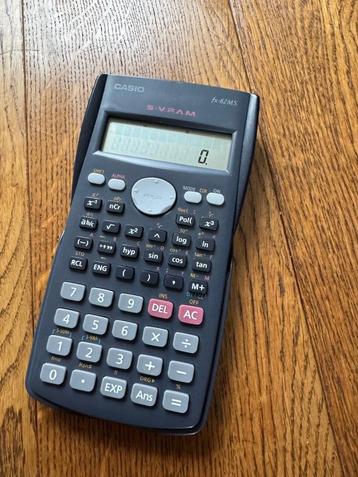 Casio rekenmachine beschikbaar voor biedingen