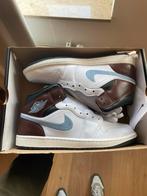 Nike Air Jordan 1 Mid Brown Blue Grey 45 - patta max high, Kleding | Heren, Schoenen, Overige kleuren, Nieuw, Ophalen of Verzenden