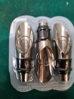 wijnfles schenktuit drie stuks nieuw, Ophalen of Verzenden