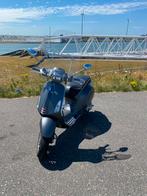Vespa Sprint 2017, Fietsen en Brommers, Ophalen, Gebruikt, Maximaal 45 km/u, 0 versnellingen